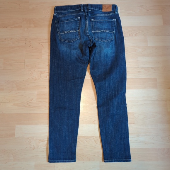 Lucky Brand Sienna Cigarette Low Rise Distressed Jeans- Size 2/26 - Picture 2 of 11